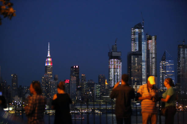 并逐渐成为 并逐渐成为